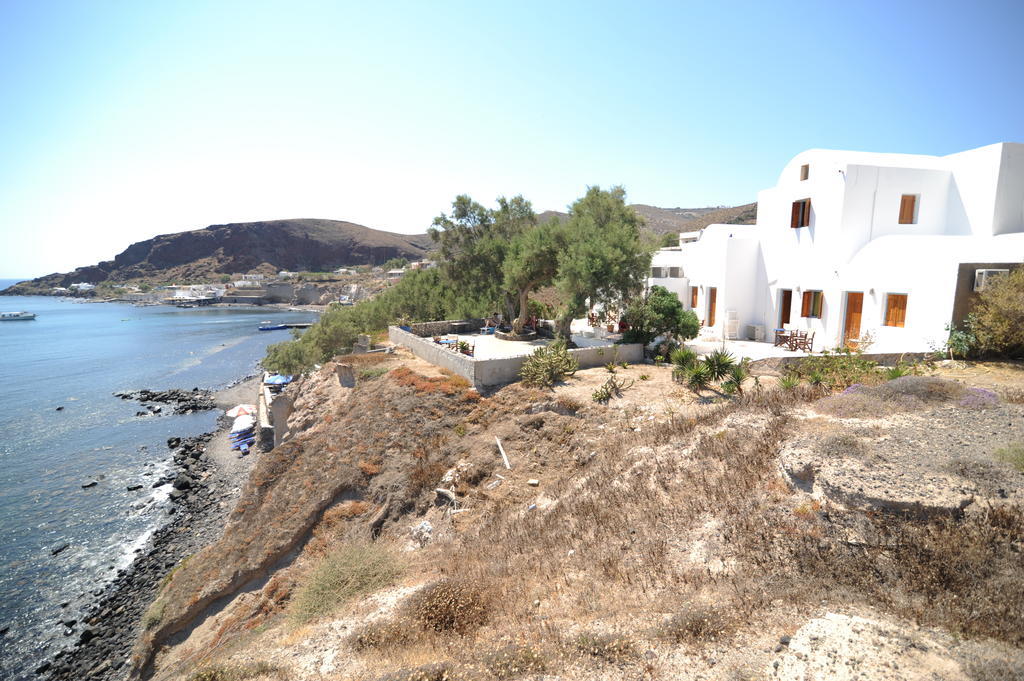 Akrotiri Hotel Exterior foto